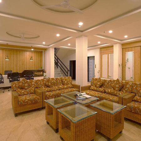 Haveli Jai Durga Udaipur Lake Facing With Swimming Pool Exterior photo