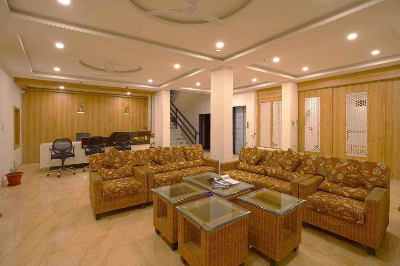 Haveli Jai Durga Udaipur Lake Facing With Swimming Pool Exterior photo